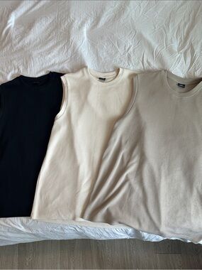 NWOT Bundle Of 3 Men’s Sleeveless Rib Tank Tops- Black, Cream, Beige